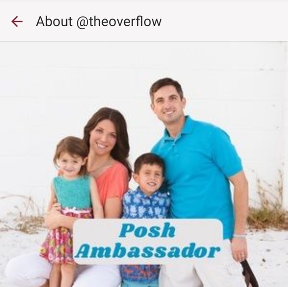 https://posh.mk/3nv2mEB0SZ - Picture 1 of 7